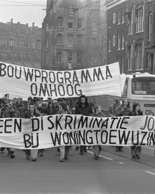 Jongeren demonstreren, 29 oktober 1977, foto: Verhoeff, Bert / Anefo