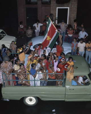 Suriname onafhankelijk 1975 
