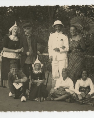 Allegorische optocht, september 1945. Collectie: Luda Diepgrond-Dorresteyn.