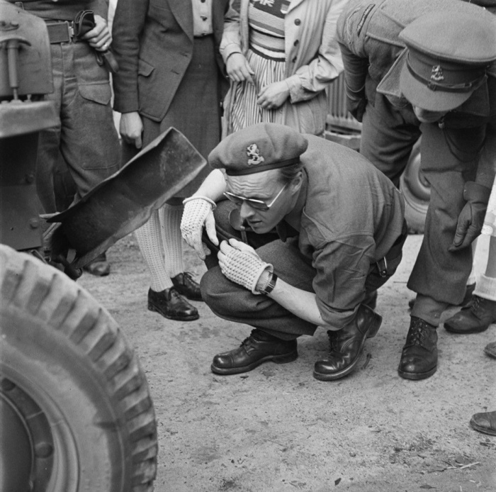 Prince Bernard inspecting his Jeep after a collision in May 1945 Prince Bernard inspecting his Jeep after a collision in May 1945