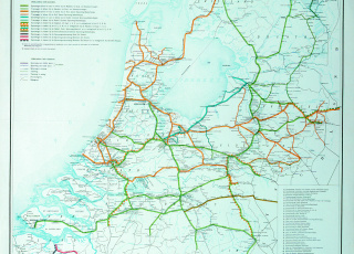 Spoor- en tramwegenkaart van Nederland (1909)