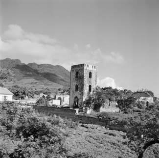 De ruïne van de Hervormde Kerk op Sint-Eustatius
