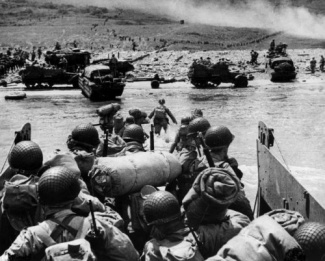 D-Day militairen bereiken Normandië