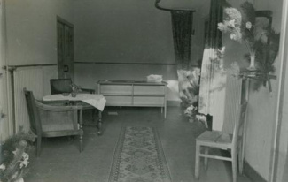 Interieur bungalow-ingang, maart 1946