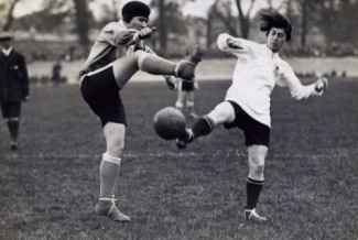 Vrouwenvoetbal 1925, Londen